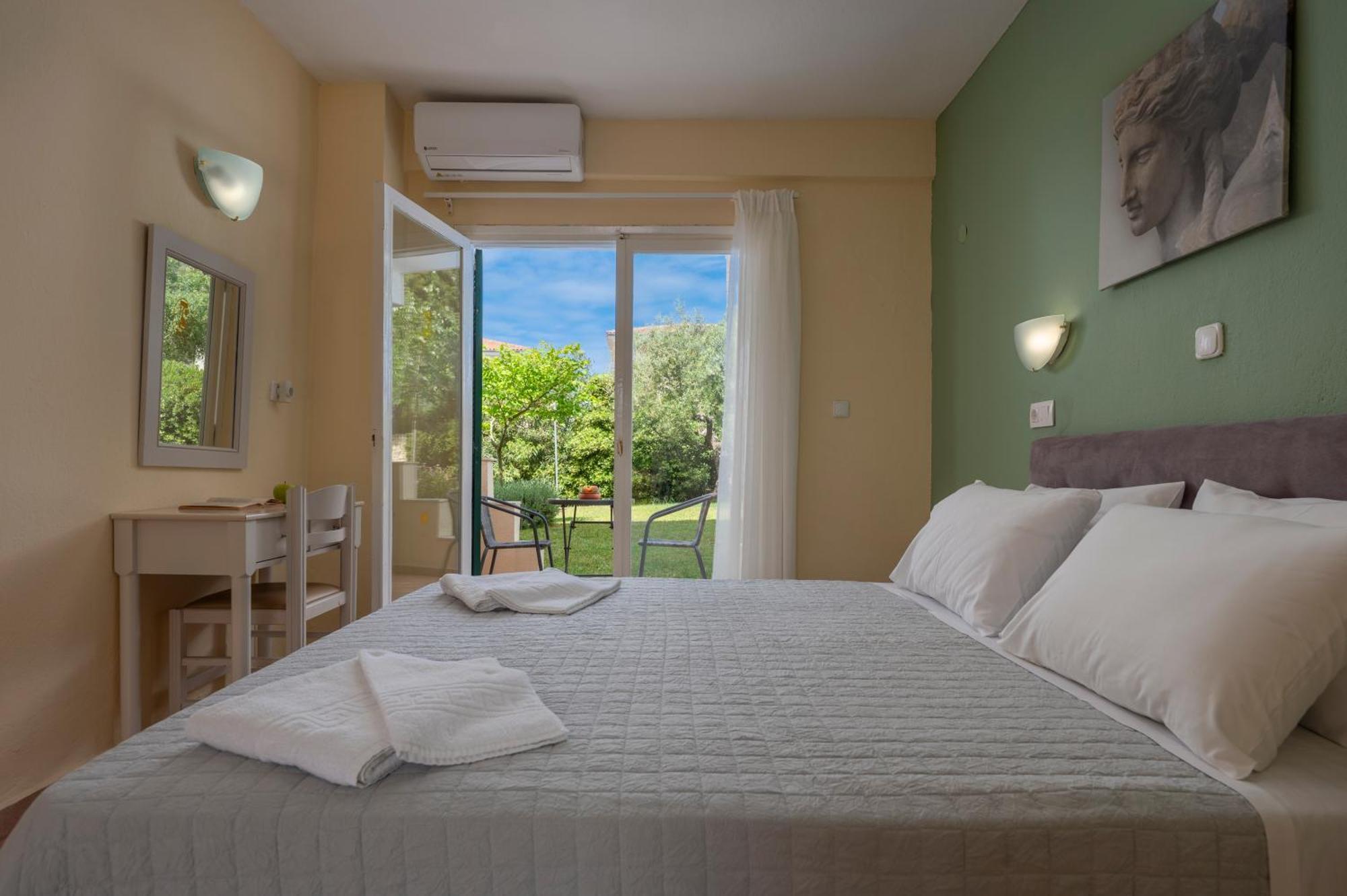 Julia Hotel Fourka